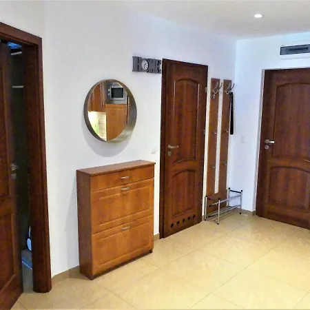 Zakatek W Blue Mare Apartment Lukecin